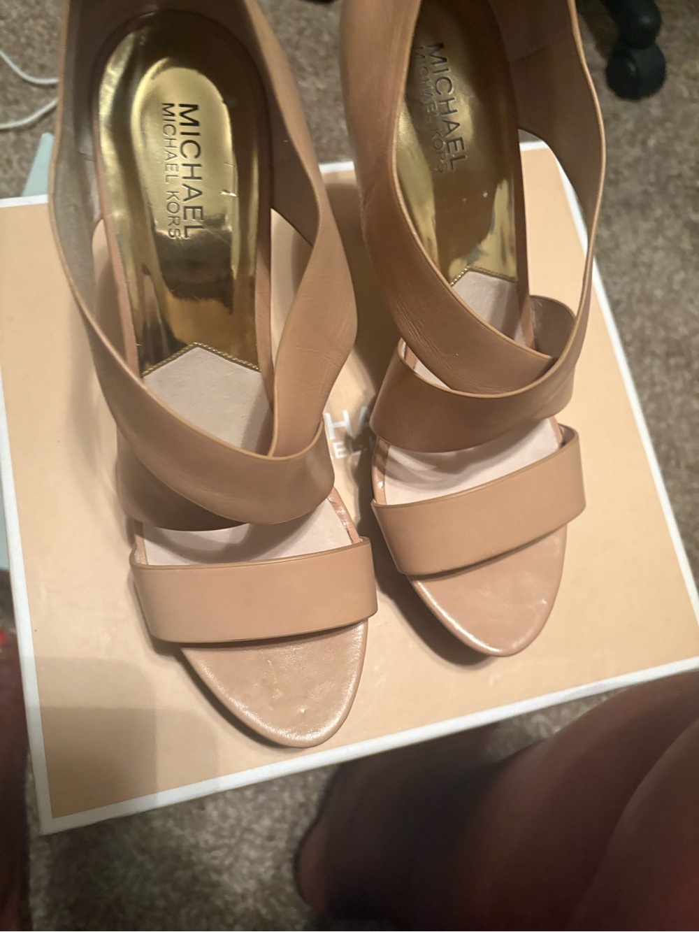 Shoes - Picture 4 of 5